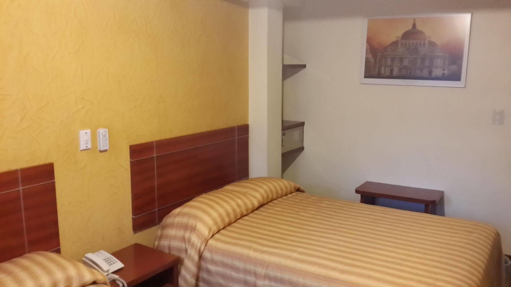 Hotel Roble Мехіко Екстер'єр фото